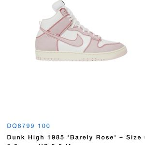 Brand new in box Nike dunk high top, size men’s 5.5 barely rose. Woman’s size 7